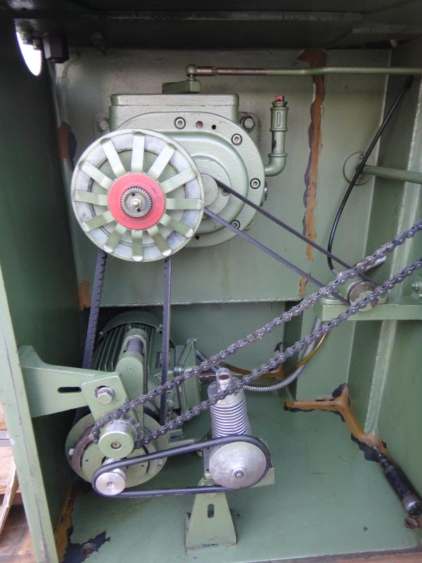 Vertikal Bandsäge, Bandsägemaschine