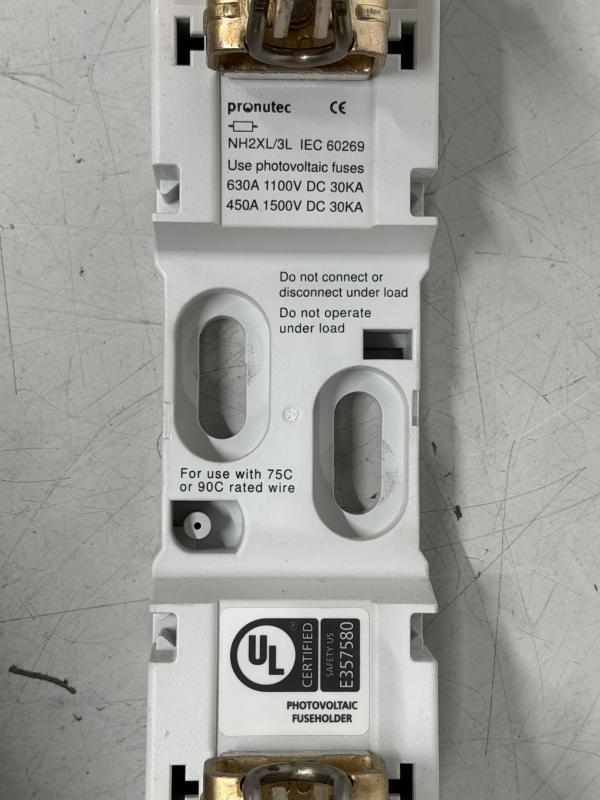 Sicherungsunterteil, Sicherungshalter, Sicherungssockel für einen Sicherungseinsatz, Trennmesser NH3