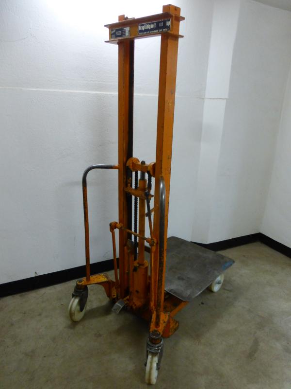 Hubtisch - Werkzeugwagen, Werkzeugheber, Werkstattheber, Traglast max. 600 kg