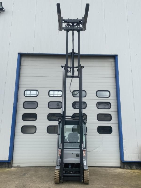Elektro Gabelstapler, Mikrostapler, Micro-Kompaktstapler Traglast 1000 kg, Hubhöhe 4900 mm