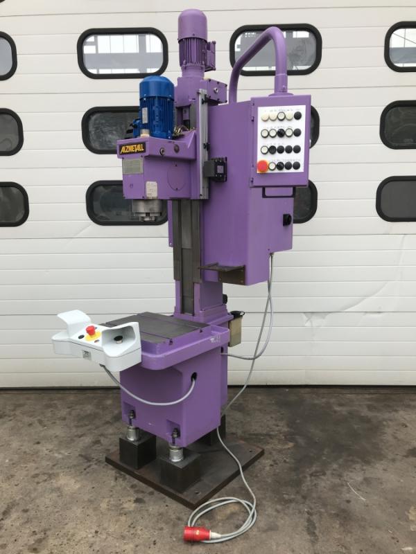 Hochleistungs - Bohrmaschine, Produktions Bohrmaschine mit SK40-M16