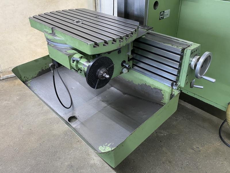 Univ. Werkzeugfräsmaschine mit HEIDENHAIN TNC 131