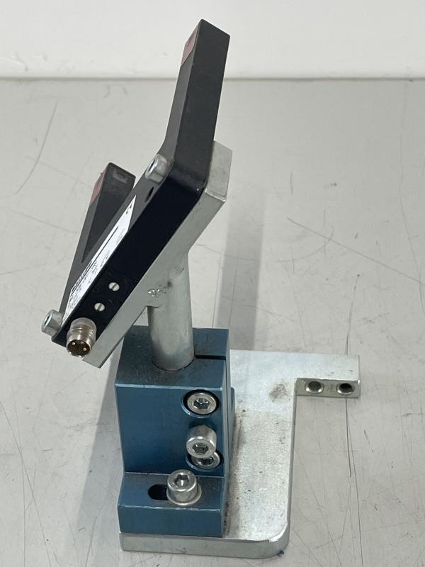Sensor, Gabel-Lichtschranke, optischer Gabelschalter IPF, wie Initiator